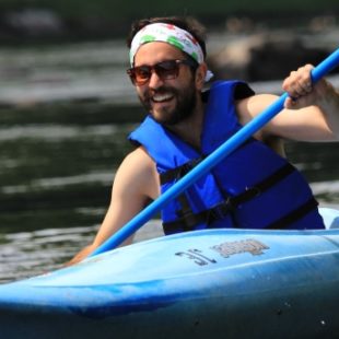 man kayaking on Delaware River Indian Head Canoeing Rafting Kayaking Tubing Delaware River