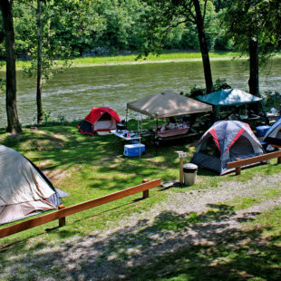 Riverside camp sites along the Delaware River